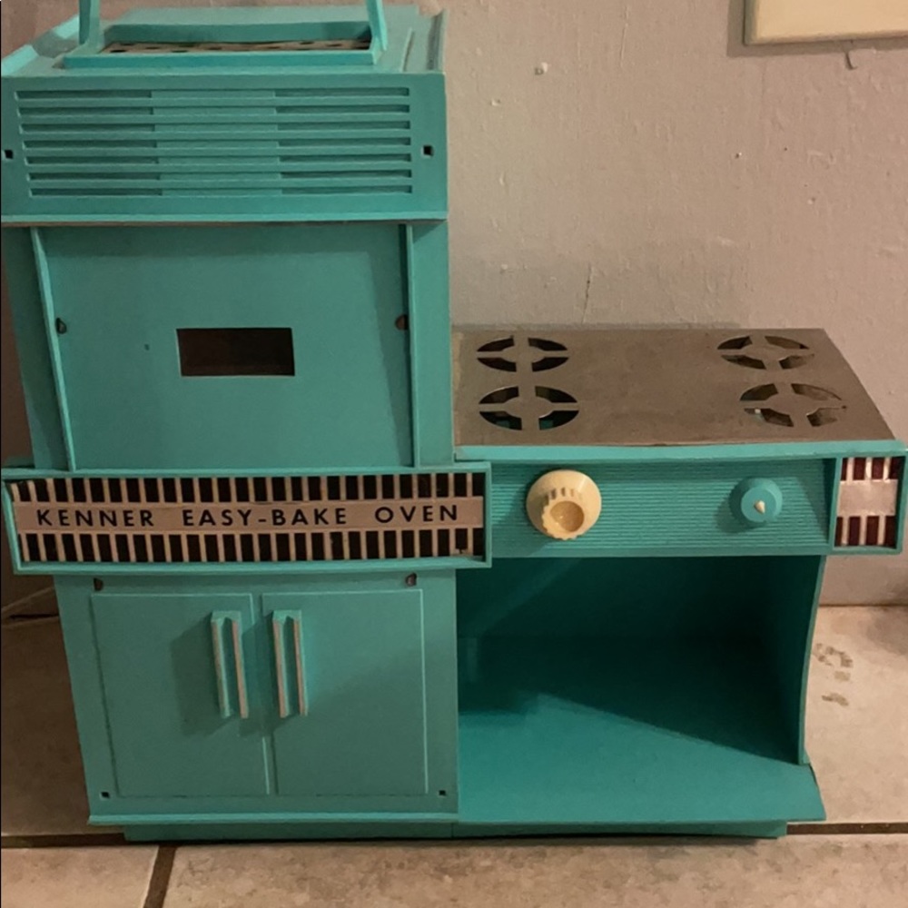 1964 Kenner easy bake oven vintage toy blue